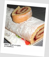 /album/mes-creations-anniversaire/roule-gelee-framboise-jpg1/